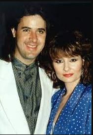 young vince gill and janis oliver